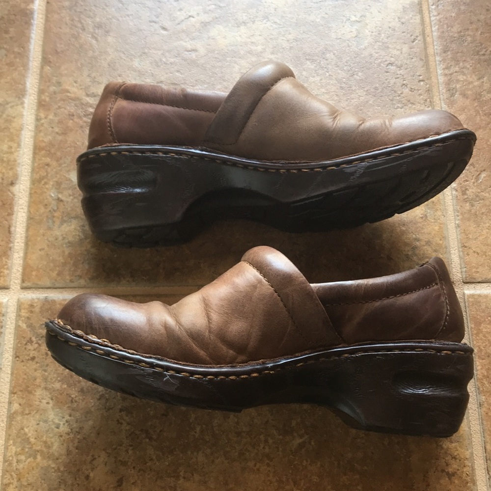 BOC Brown Leather Womens Clog Mules | Size 7.5